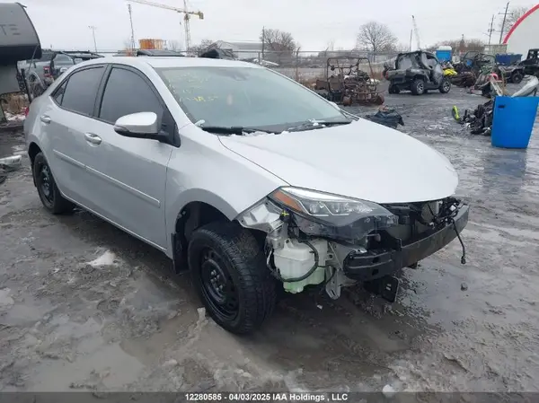 2T1BURHE5JC030507 2018 TOYOTA COROLLA - Image 1