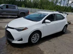2T1BURHE5JC032497 2018 TOYOTA COROLLA