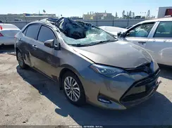 2T1BURHE5JC032709 2018 TOYOTA COROLLA