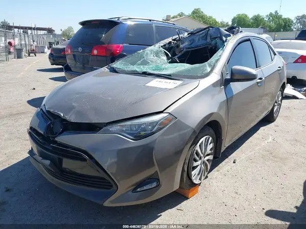 2T1BURHE5JC032709 2018 TOYOTA COROLLA - Image 2