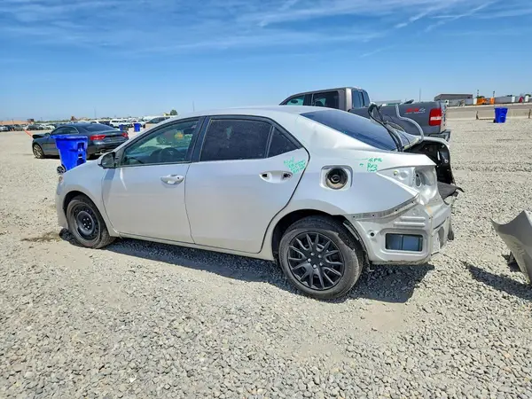 2T1BURHE5JC036727 2018 TOYOTA COROLLA - Image 2
