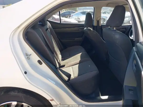 2T1BURHE5JC038087 2018 TOYOTA COROLLA - Image 8