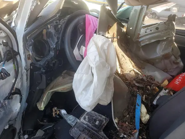 2T1BURHE5JC040552 2018 TOYOTA COROLLA - Image 8