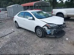 2T1BURHE5JC045749 2018 TOYOTA COROLLA