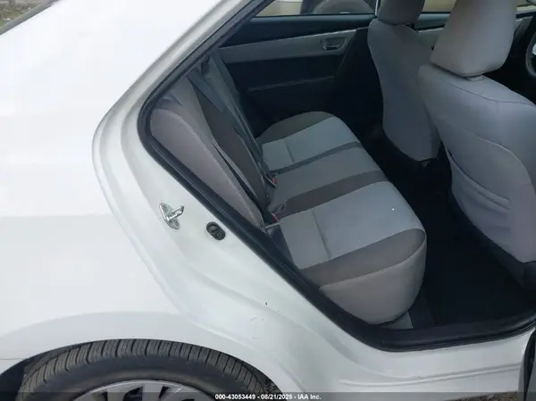 2T1BURHE5JC045749 2018 TOYOTA COROLLA - Image 8