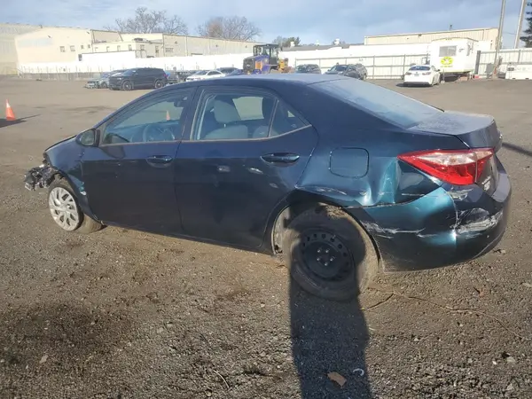 2T1BURHE5JC046058 2018 TOYOTA COROLLA - Image 2