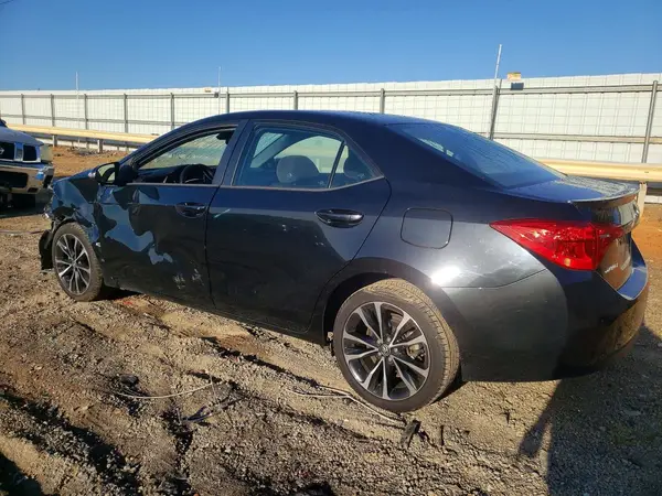 2T1BURHE5JC050790 2018 TOYOTA COROLLA - Image 2