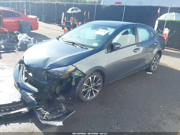 2T1BURHE5JC051566 2018 TOYOTA COROLLA - Image 2