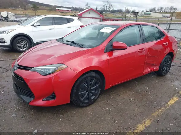 2T1BURHE5JC054841 2018 TOYOTA COROLLA - Image 2