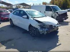 2T1BURHE5JC057237 2018 TOYOTA COROLLA