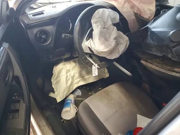 2T1BURHE5JC058467 2018 TOYOTA COROLLA - Image 8
