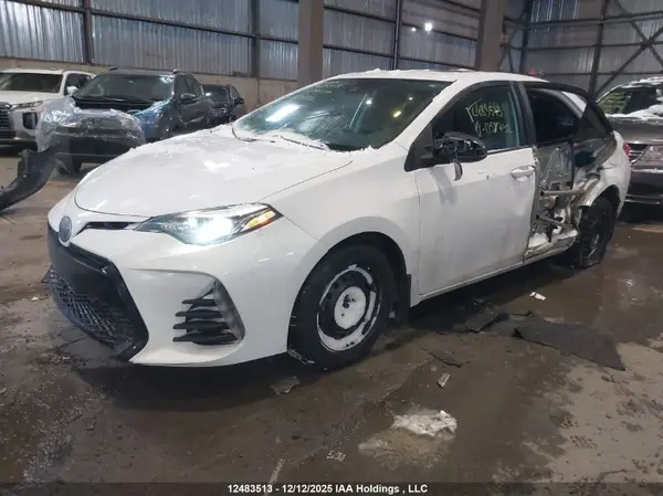 2T1BURHE5JC058792 2018 TOYOTA COROLLA - Image 2