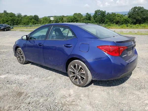 2T1BURHE5JC058825 2018 TOYOTA COROLLA - Image 2
