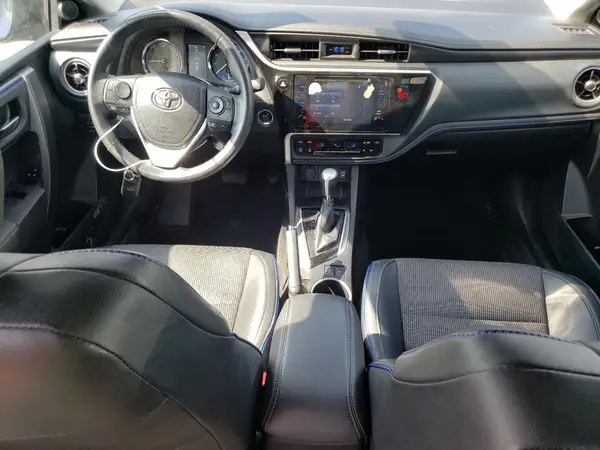 2T1BURHE5JC058825 2018 TOYOTA COROLLA - Image 8