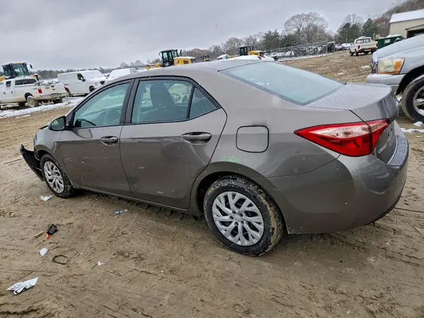 2T1BURHE5JC062325 2018 TOYOTA COROLLA - Image 2