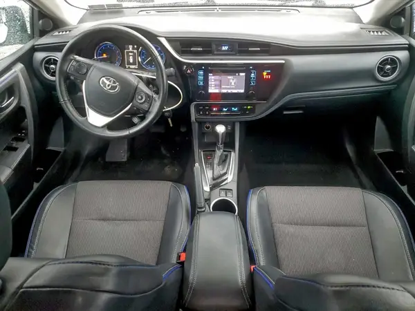 2T1BURHE5JC063880 2018 TOYOTA COROLLA - Image 8