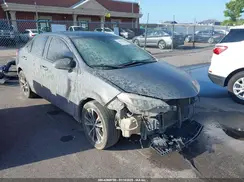 2T1BURHE5JC066360 2018 TOYOTA COROLLA