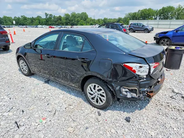 2T1BURHE5JC066469 2018 TOYOTA COROLLA - Image 2