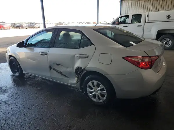 2T1BURHE5JC068352 2018 TOYOTA COROLLA - Image 2
