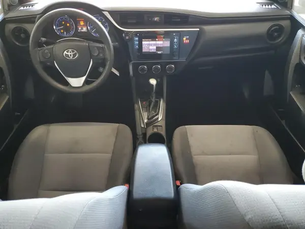 2T1BURHE5JC068352 2018 TOYOTA COROLLA - Image 8