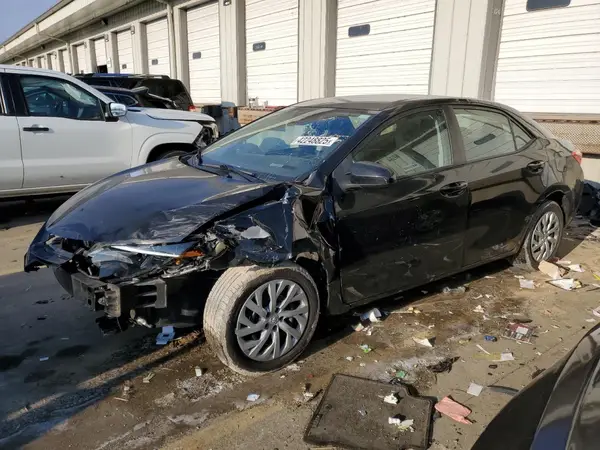 2T1BURHE5JC069355 2018 TOYOTA COROLLA - Image 1