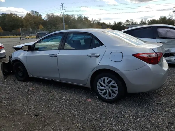 2T1BURHE5JC071199 2018 TOYOTA COROLLA - Image 2