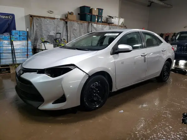 2T1BURHE5JC071929 2018 TOYOTA COROLLA - Image 1