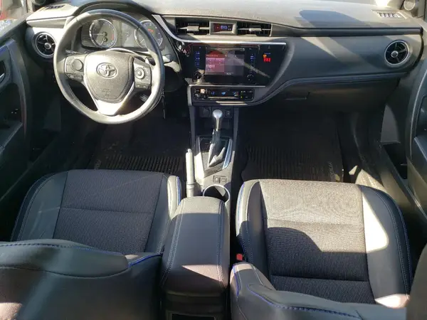 2T1BURHE5JC075348 2018 TOYOTA COROLLA - Image 8