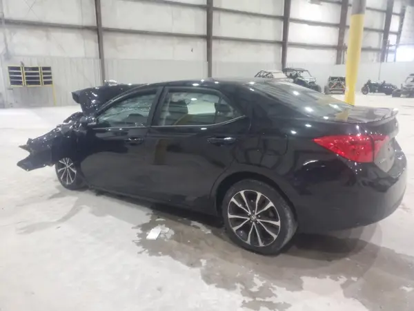 2T1BURHE5JC075429 2018 TOYOTA COROLLA - Image 2
