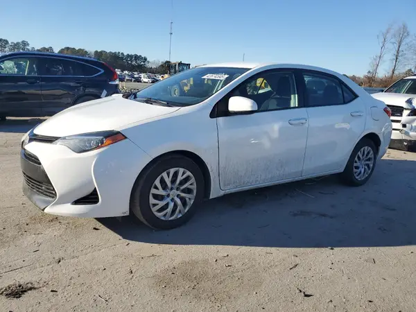 2T1BURHE5JC077228 2018 TOYOTA COROLLA - Image 1