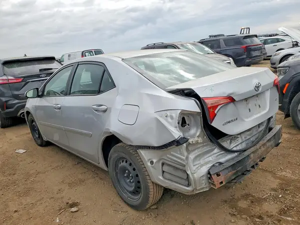 2T1BURHE5JC077973 2018 TOYOTA COROLLA - Image 2