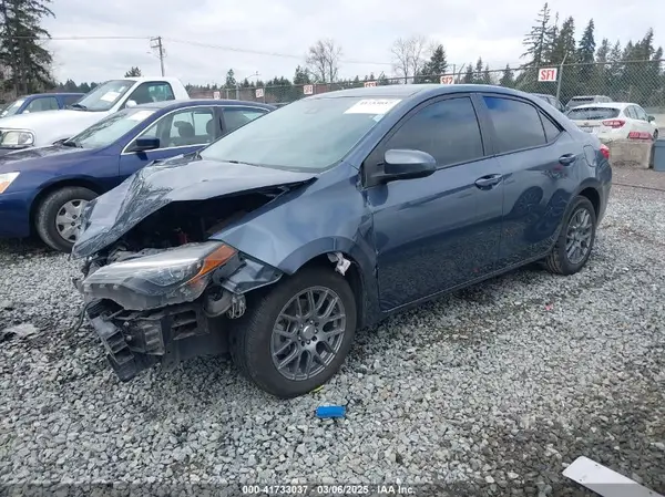 2T1BURHE5JC087886 2018 TOYOTA COROLLA - Image 2