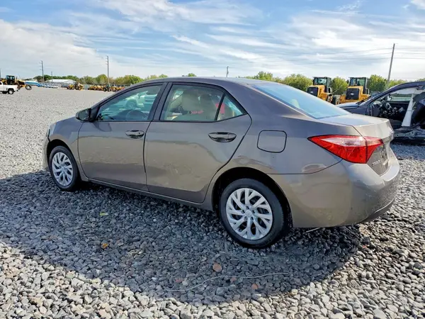 2T1BURHE5JC088925 2018 TOYOTA COROLLA - Image 2