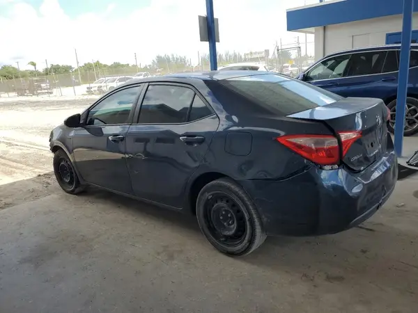 2T1BURHE5JC090111 2018 TOYOTA COROLLA - Image 2