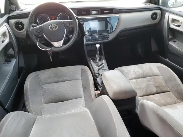 2T1BURHE5JC090111 2018 TOYOTA COROLLA - Image 8