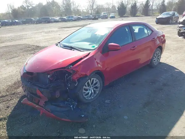 2T1BURHE5JC094191 2018 TOYOTA COROLLA - Image 2