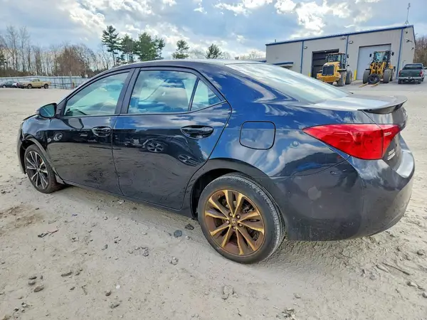 2T1BURHE5JC094207 2018 TOYOTA COROLLA - Image 2
