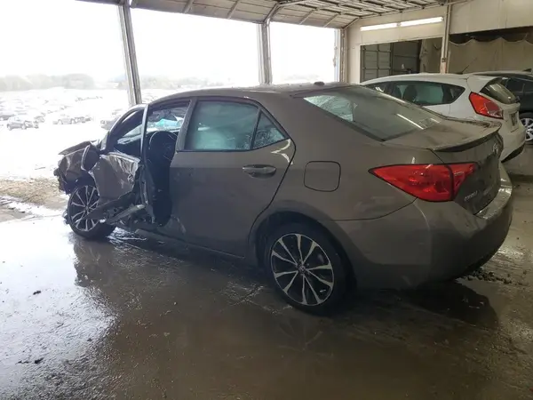 2T1BURHE5JC097012 2018 TOYOTA COROLLA - Image 2