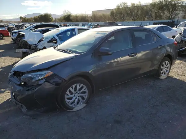 2T1BURHE5JC101303 2018 TOYOTA COROLLA - Image 1