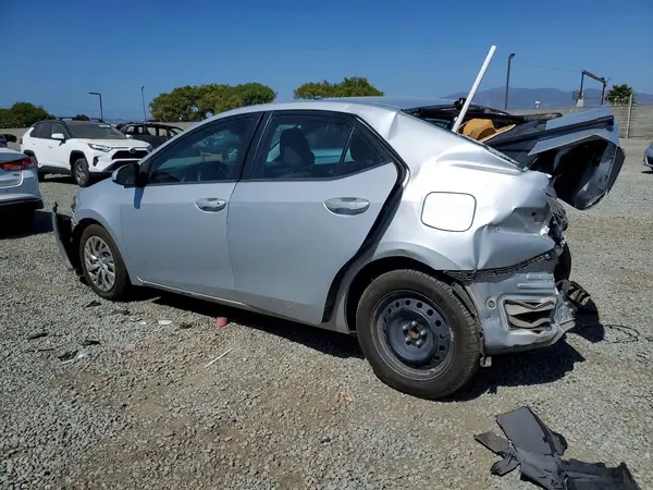 2T1BURHE5JC102161 2018 TOYOTA COROLLA - Image 2