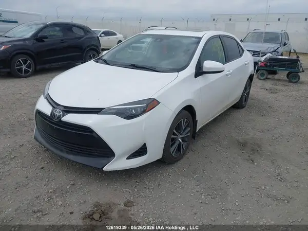 2T1BURHE5JC104718 2018 TOYOTA COROLLA - Image 2
