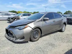 2T1BURHE5JC105304 2018 TOYOTA COROLLA