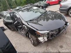 2T1BURHE5JC106713 2018 TOYOTA COROLLA