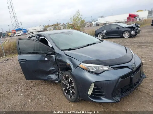 2T1BURHE5JC108736 2018 TOYOTA COROLLA - Image 1