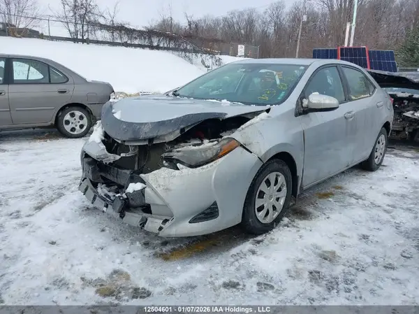 2T1BURHE5JC108834 2018 TOYOTA COROLLA - Image 2