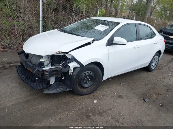 2T1BURHE5JC109238 2018 TOYOTA COROLLA - Image 2