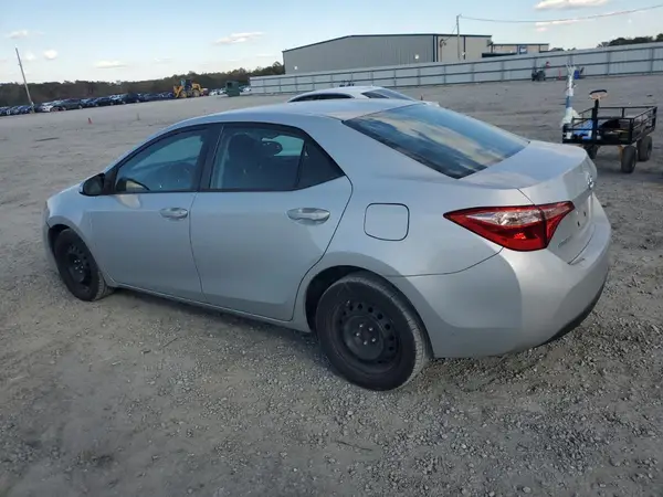 2T1BURHE5JC109630 2018 TOYOTA COROLLA - Image 2