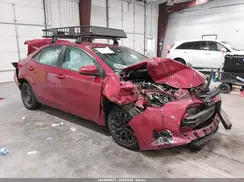 2T1BURHE5JC109952 2018 TOYOTA COROLLA