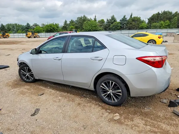 2T1BURHE5JC109997 2018 TOYOTA COROLLA - Image 2