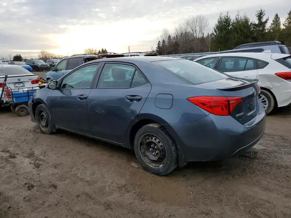 2T1BURHE5JC110017 2018 TOYOTA COROLLA - Image 2